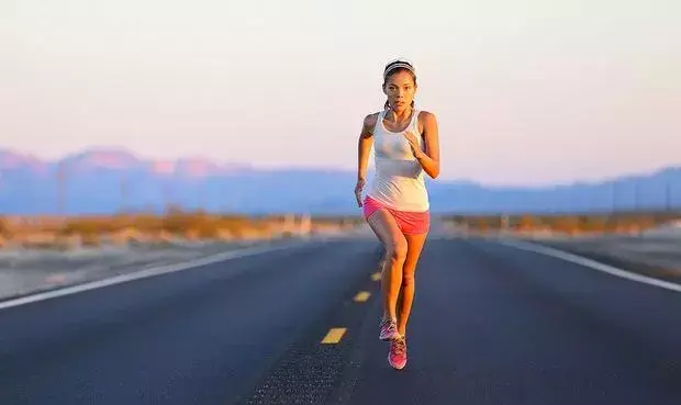 慢跑剧烈运动_慢跑算不算剧烈活动_慢跑是剧烈运动吗